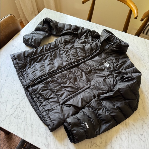 North Face Women's 550 Puffer Jacket - Picture 2 of 8